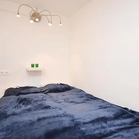 Comfortable On The Boulevard For 4 People Budapest