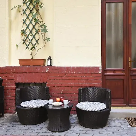 Comfortable On The Boulevard For 4 People Appartement Boedapest